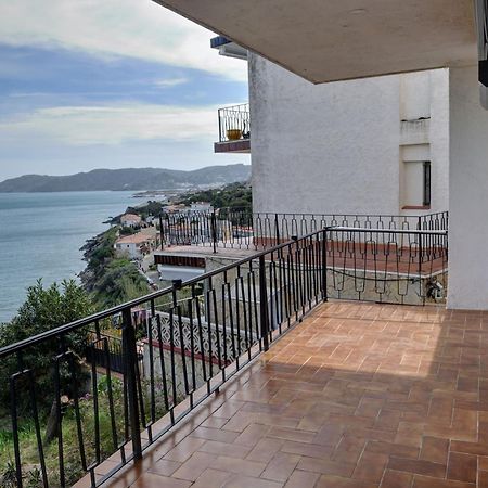 Apartamento Deluxe Cau Del Llop Llanca Exterior photo